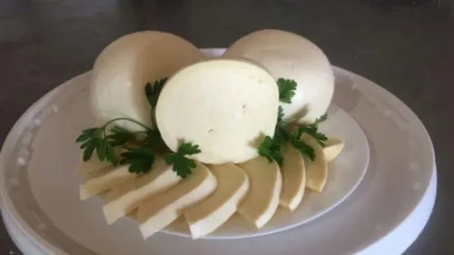 домашний сыр сулугуни в Симферополе 2